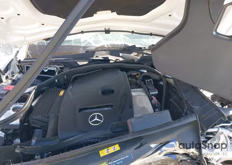 2019 Mercedes-Benz E 300 from USA, damaged, VIN WDDZF4JB3KA515414